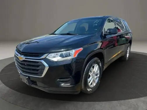 2021 Chevrolet Traverse LS AWD photo