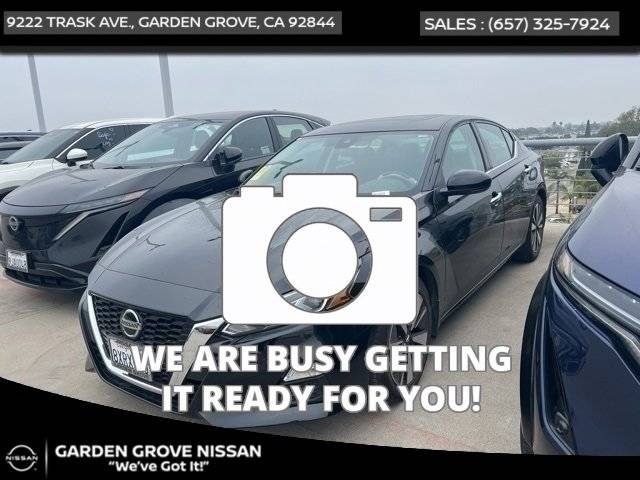 2021 Nissan Altima 2.5 SV FWD photo