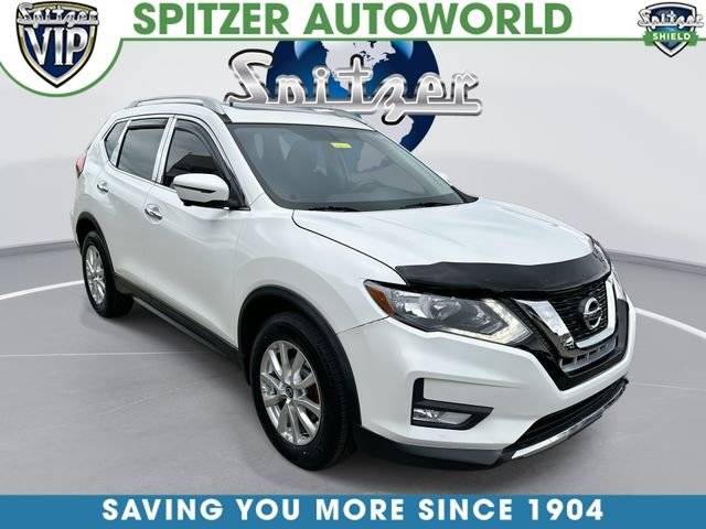 2017 Nissan Rogue SV AWD photo