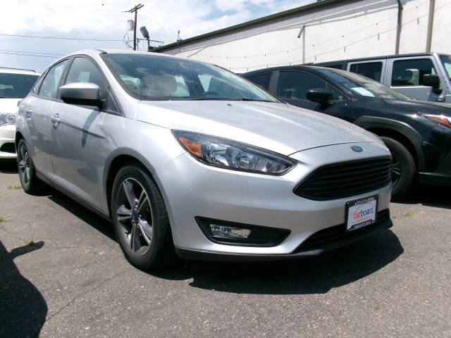 2018 Ford Focus SE FWD photo