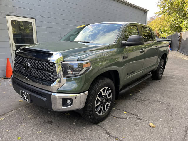 2021 Toyota Tundra SR5 4WD photo