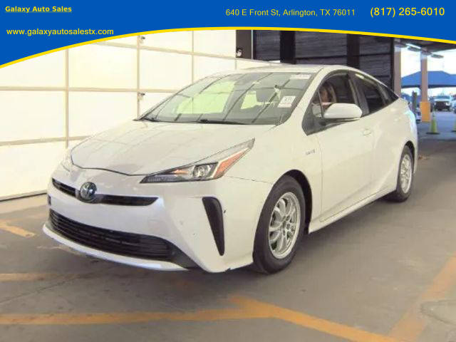 2021 Toyota Prius LE FWD photo