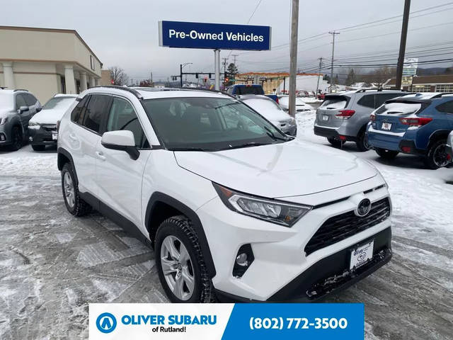 2021 Toyota RAV4 XLE AWD photo