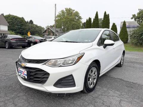 2019 Chevrolet Cruze LS FWD photo