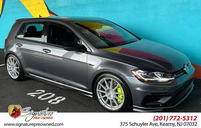 2018 Volkswagen Golf R AWD photo