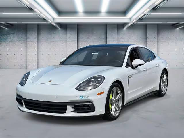 2018 Porsche Panamera 4 E-Hybrid AWD photo