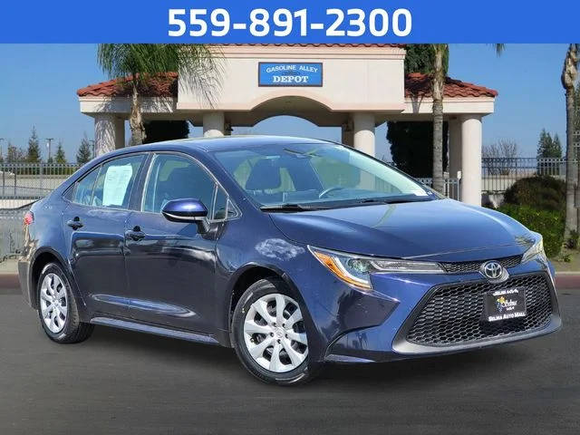2021 Toyota Corolla LE FWD photo