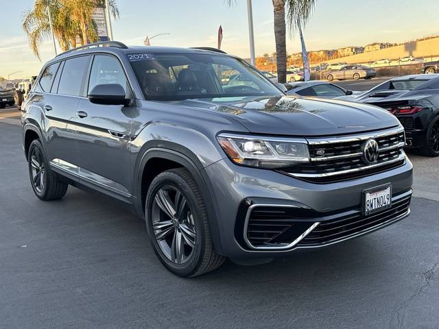 2021 Volkswagen Atlas 3.6L V6 SE w/Technology R-Line FWD photo