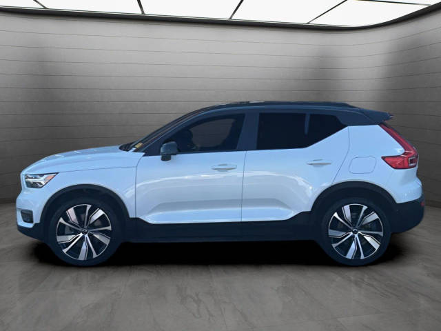 2021 Volvo XC40 Recharge Pure Electric  AWD photo