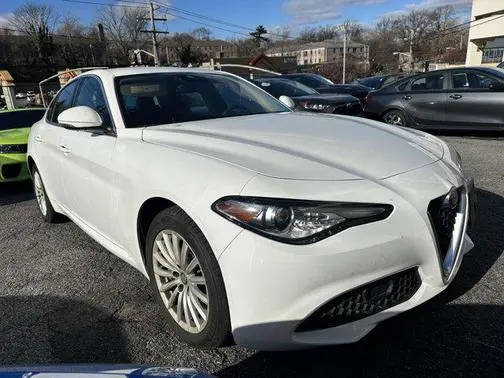 2021 Alfa Romeo Giulia  AWD photo