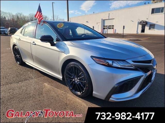 2021 Toyota Camry Hybrid XSE FWD photo