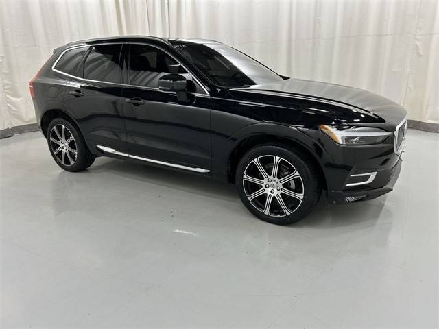 2021 Volvo XC60 Inscription AWD photo