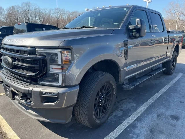 2021 Ford F-250 Super Duty LARIAT 4WD photo