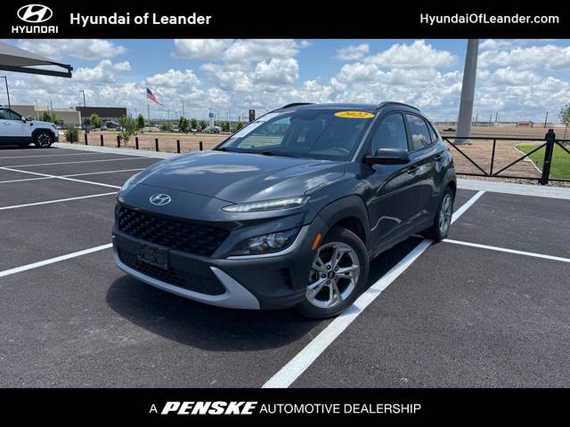 2022 Hyundai Kona SEL FWD photo