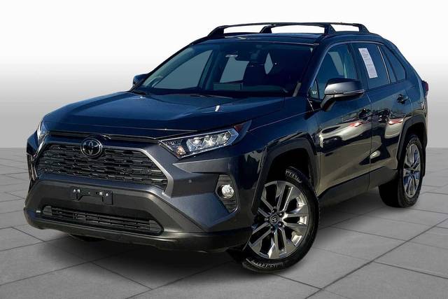 2021 Toyota RAV4 XLE Premium FWD photo