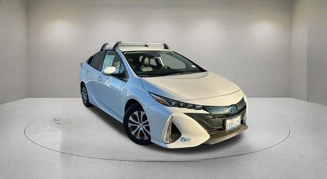 2021 Toyota Prius Prime XLE FWD photo