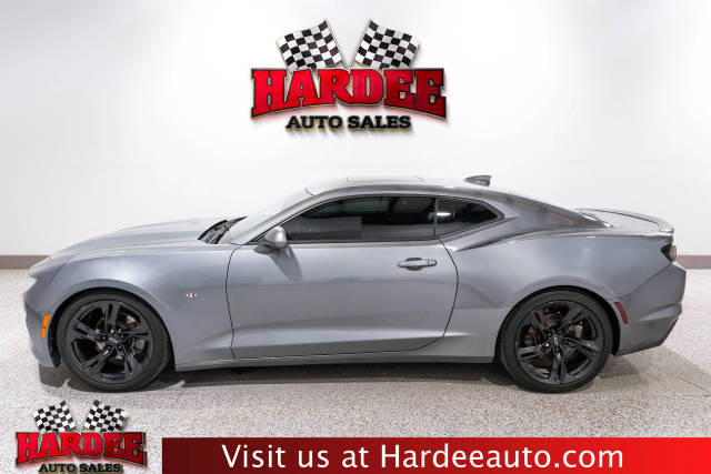 2021 Chevrolet Camaro 1LT RWD photo