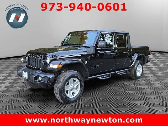 2021 Jeep Gladiator Willys 4WD photo