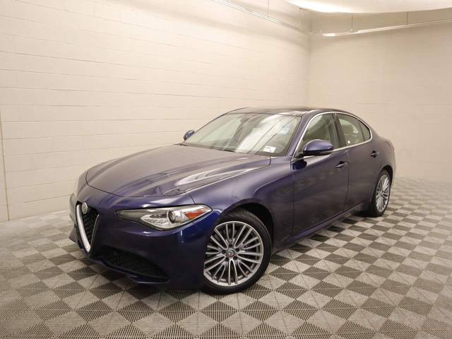 2018 Alfa Romeo Giulia Ti Lusso AWD photo