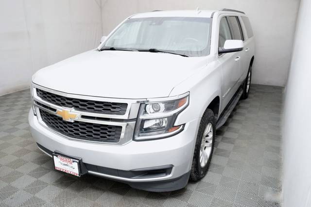 2020 Chevrolet Suburban LT 4WD photo