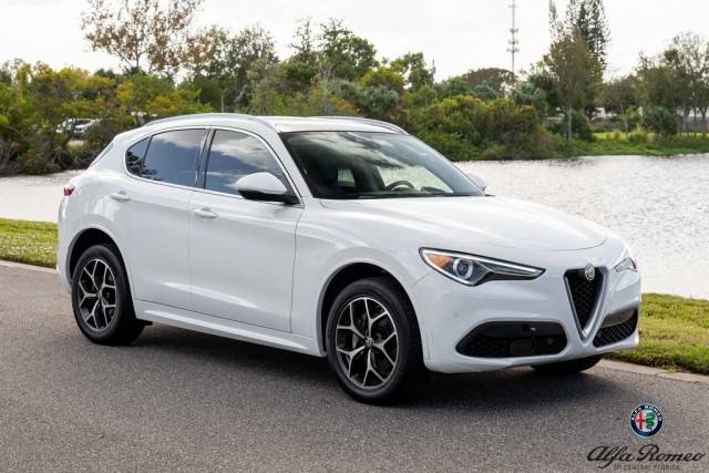 2021 Alfa Romeo Stelvio Ti AWD photo