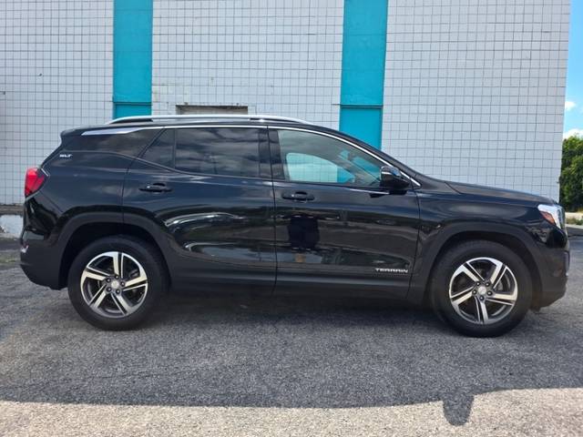 2021 GMC Terrain SLT AWD photo