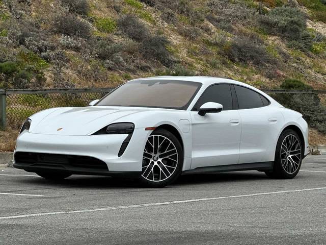 2021 Porsche Taycan  RWD photo