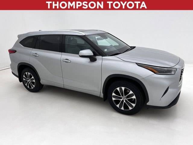 2021 Toyota Highlander XLE AWD photo