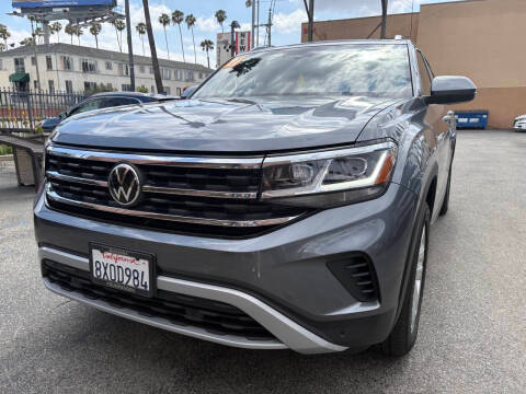 2021 Volkswagen Atlas Cross Sport 3.6L V6 SE w/Technology FWD photo