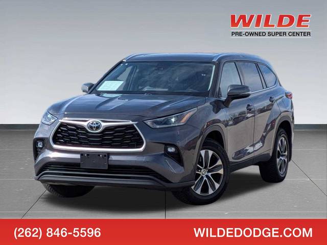 2021 Toyota Highlander XLE AWD photo