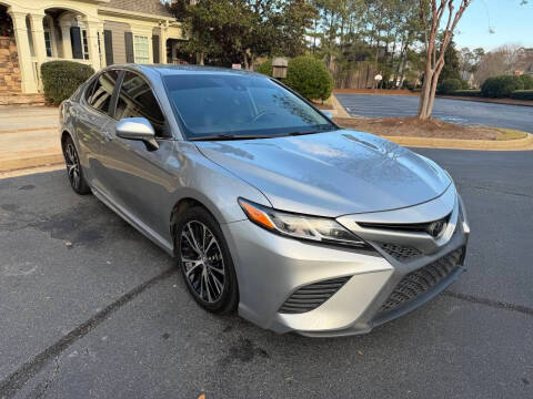 2019 Toyota Camry SE FWD photo
