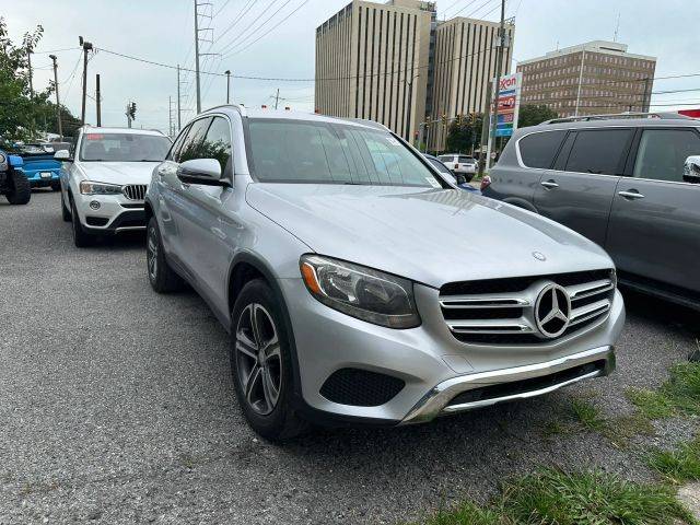2016 Mercedes-Benz GLC-Class GLC 300 RWD photo