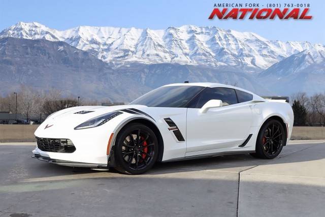 2017 Chevrolet Corvette Grand Sport 2LT RWD photo