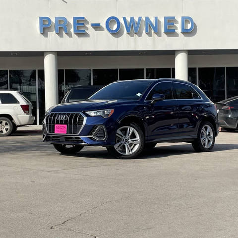 2021 Audi Q3 S line Premium AWD photo