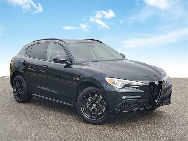 2021 Alfa Romeo Stelvio  RWD photo