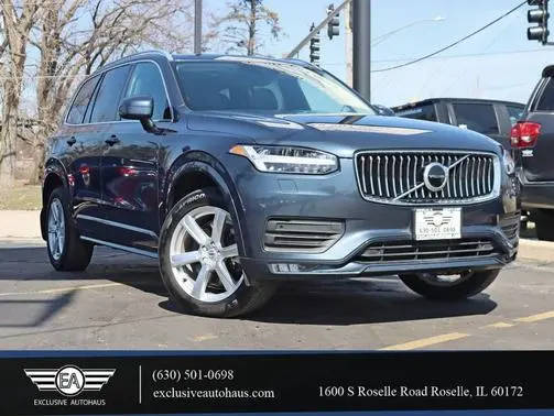 2021 Volvo XC90 Momentum AWD photo