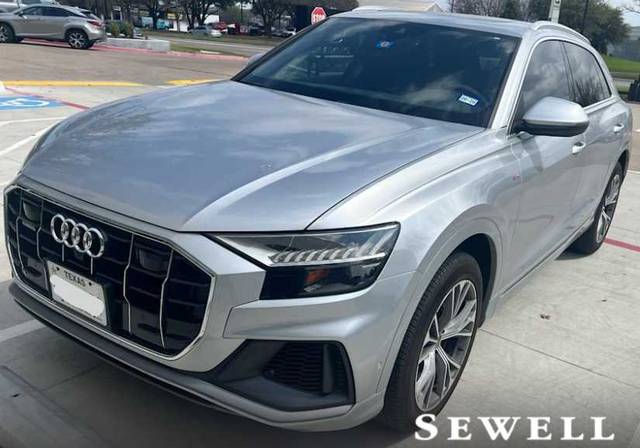 2021 Audi Q8 Premium Plus AWD photo