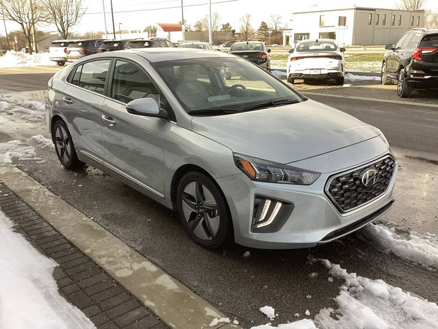2021 Hyundai Ioniq SEL FWD photo