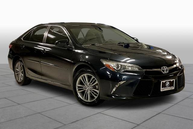 2015 Toyota Camry SE FWD photo