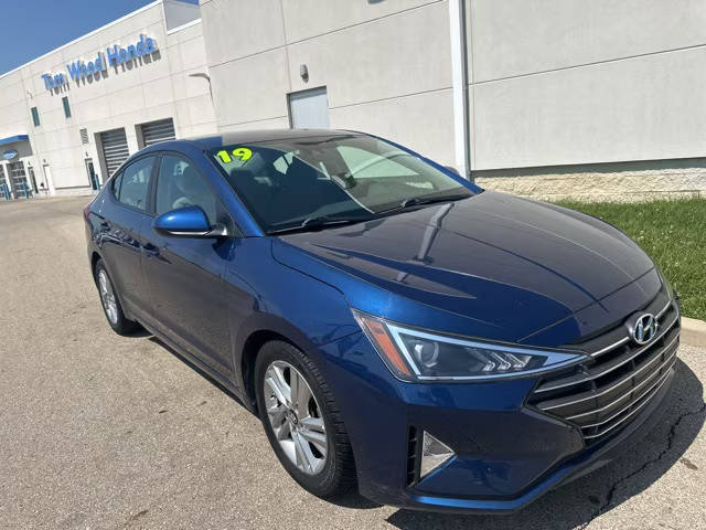 2019 Hyundai Elantra SEL FWD photo