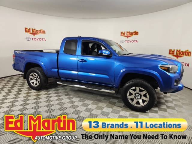 2016 Toyota Tacoma TRD Sport RWD photo