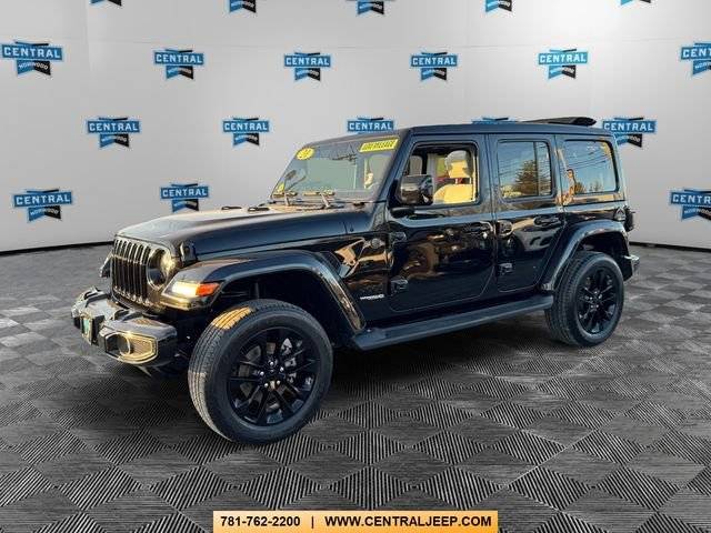 2021 Jeep Wrangler Unlimited Unlimited Sahara High Altitude 4WD photo