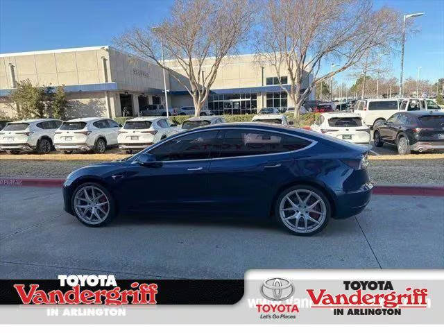 2018 Tesla Model 3 Mid Range Battery RWD photo