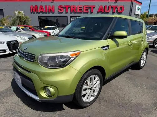 2018 Kia Soul + FWD photo