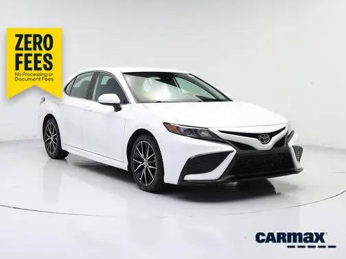 2021 Toyota Camry SE FWD photo