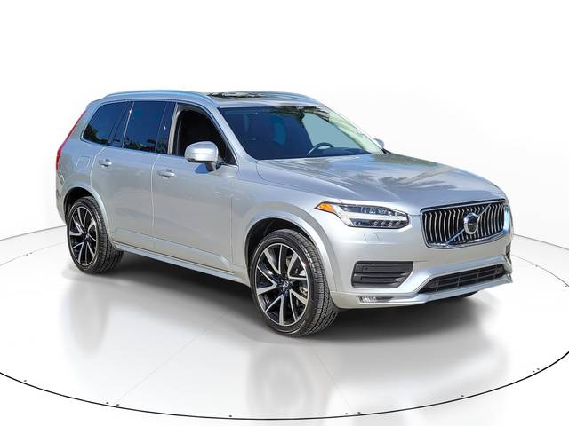 2021 Volvo XC90 Momentum AWD photo