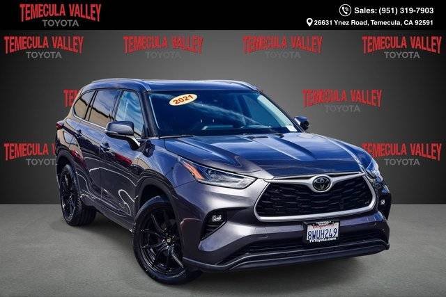 2021 Toyota Highlander XLE FWD photo