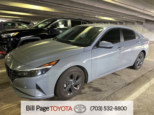 2021 Hyundai Elantra SEL FWD photo