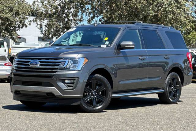 2021 Ford Expedition XLT 4WD photo