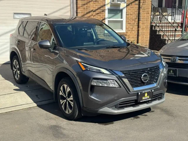 2021 Nissan Rogue SV AWD photo